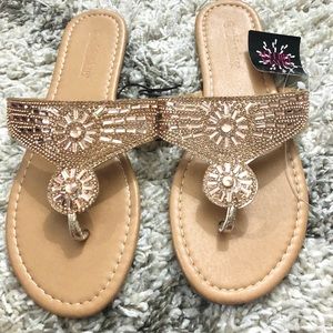 NWT Sparkling Rose Gold Olivia Miller Sandals